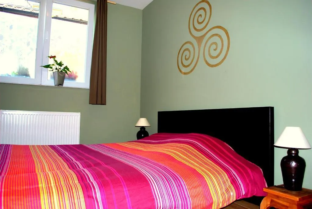Boomhostel Cite Bryssel 4*,